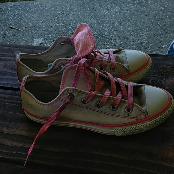 Pink converse - Picture 3 of 3